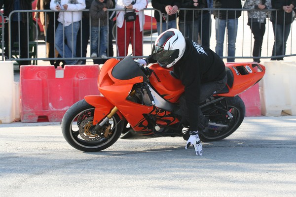 Moto Stunt (Avignon Motor show 2009)