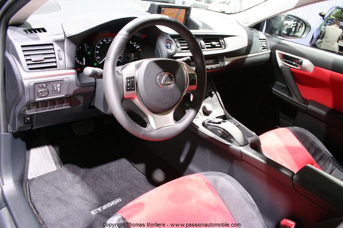 lexus ct 200 h full hybrid 2010 (Mondial de l'automobile 2010)
