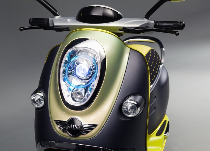 Mini Scooter E Concept Electrique 2010 (Mondial automobile 2010)