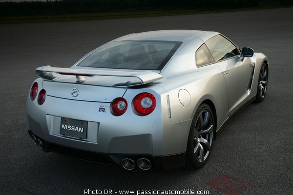 Nissan GT-R 2009 (Mondial automobile 2008)