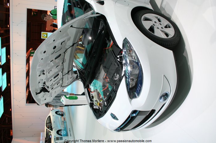 renault fluence ze 2010 (Mondial de l'automobile 2010)
