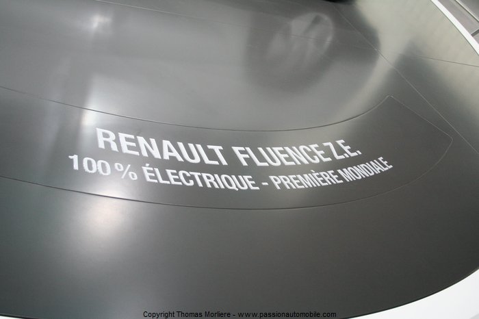 renault fluence ze 2010 (Mondial de l'auto Paris 2010)