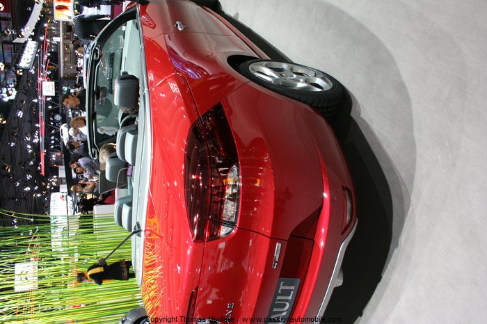 renault megane coupe cabriolet 2010 (Mondial Auto 2010)