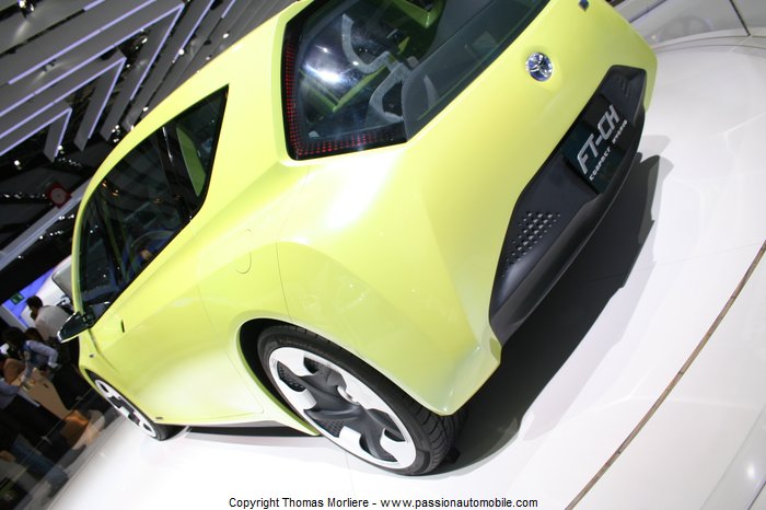 toyota ft ch concept hybrid 2010 (Mondial de l'auto Paris 2010)