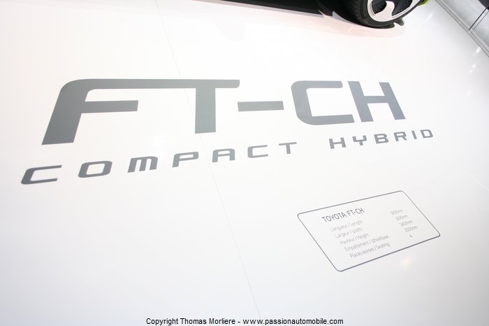toyota ft ch concept hybrid 2010 (Salon mondial automobile 2010)