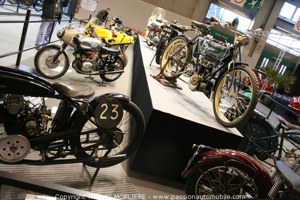 100 ans de moto bicylindre (Rtromobile 2009)