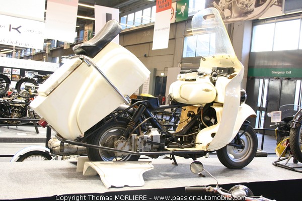 100 ans de moto bicylindre (Rtromobile 2009)