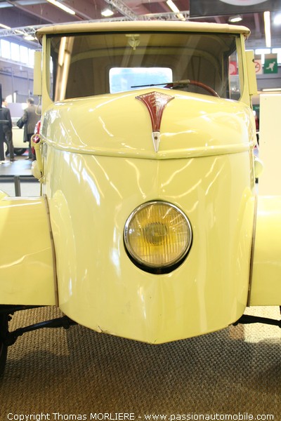 Peugeot VLV (Vhicule Lger de Ville) Electrique 1941 (Salon Voiture de collection Retromobile 2009)