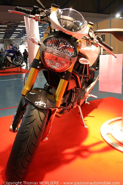 Moto Ducati (Salon 2 roues de Lyon 2009)