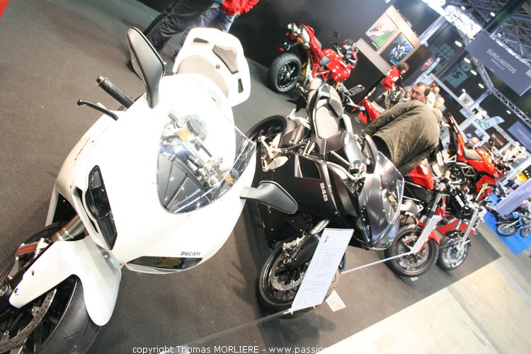 moto ducati (ducati au salon Moto de Lyon 2010)