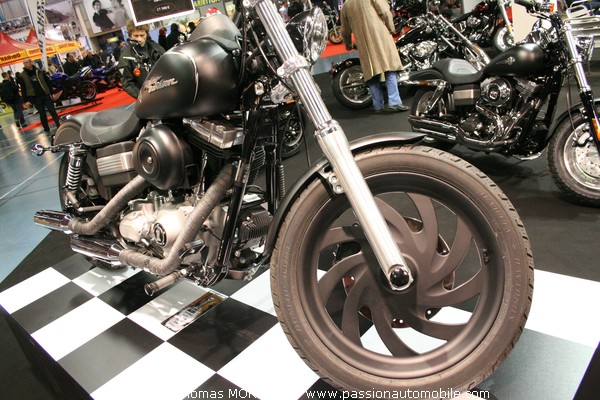 Harley-davidson Dyna Street Bob (Salon de la moto)