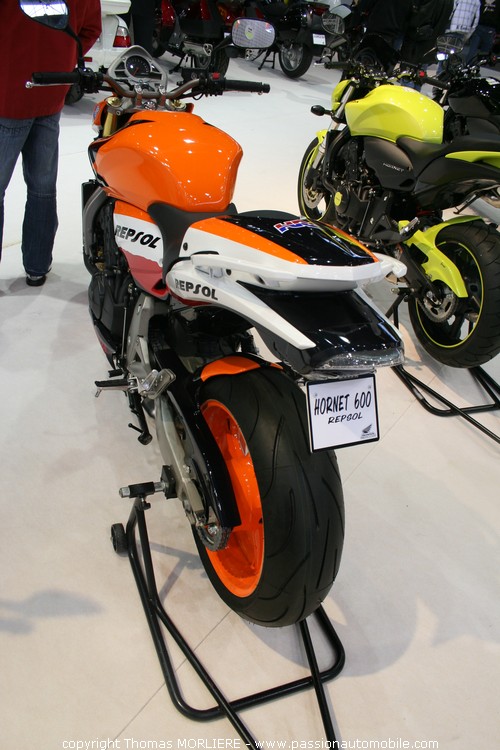 moto honda (honda au salon Moto de Lyon 2010)