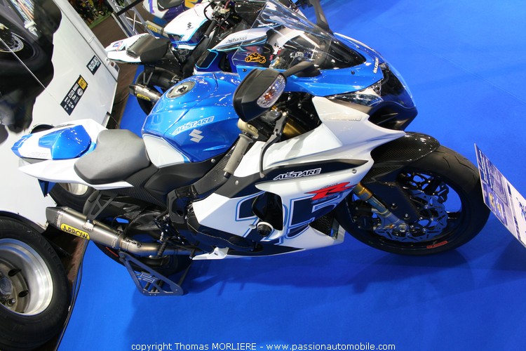 moto suzuki (Suzuki au salon de la Moto de Lyon 2010)