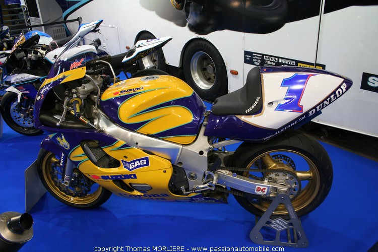 moto suzuki (Suzuki au salon 2 roues de Lyon 2010)