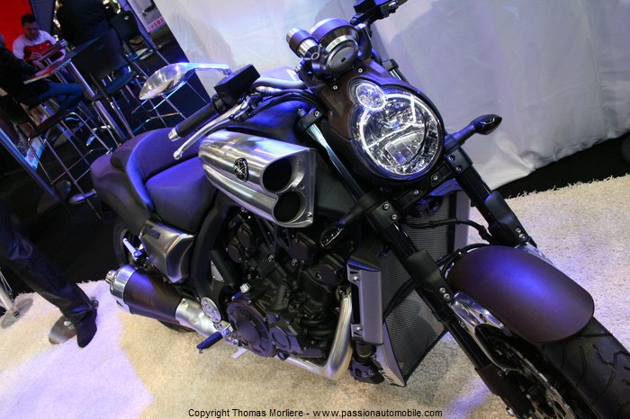yamaha moto 2011 (Salon de la moto - 2 roues Lyon 2011)