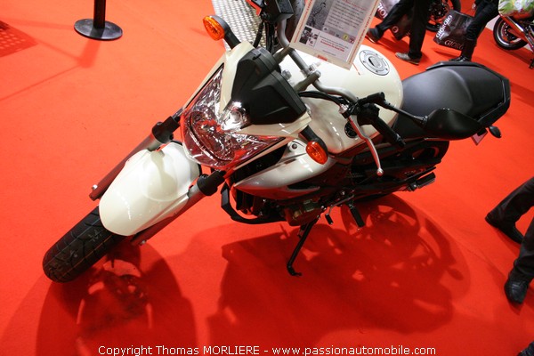 Yamaha XJ6 2009 au salon Moto de Lyon 2009