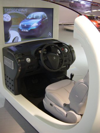 Simulateur de conduite Citroen (SALON AUTOMOBILE DE LYON 2003)