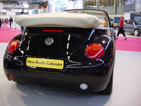 new beetle Cabriolet (SALON AUTOMOBILE DE LYON 2003)