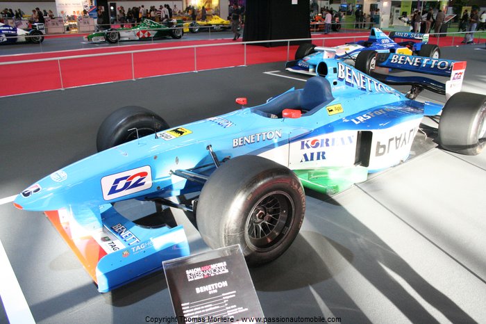 formule 1 ancienne 2011 (salon automobile de Lyon 2011)