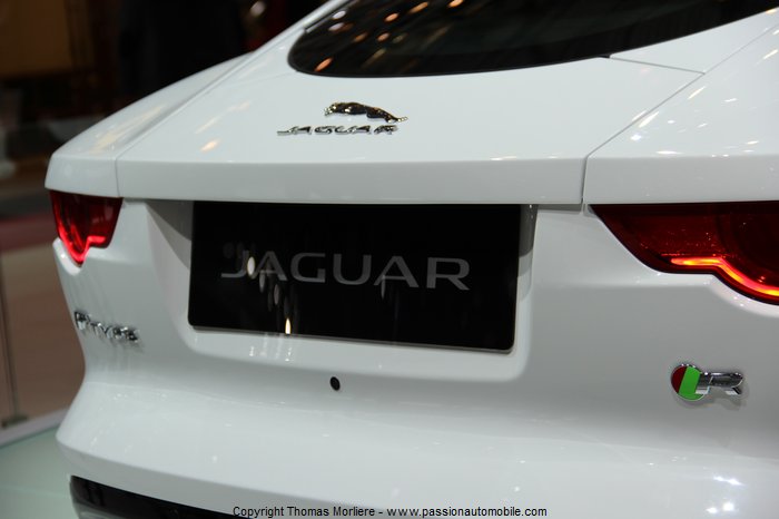 jaguar f type r 2014 (salon de Genve 2014)