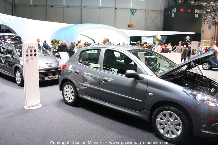 Peugeot (Salon automobile de Genve 2010)